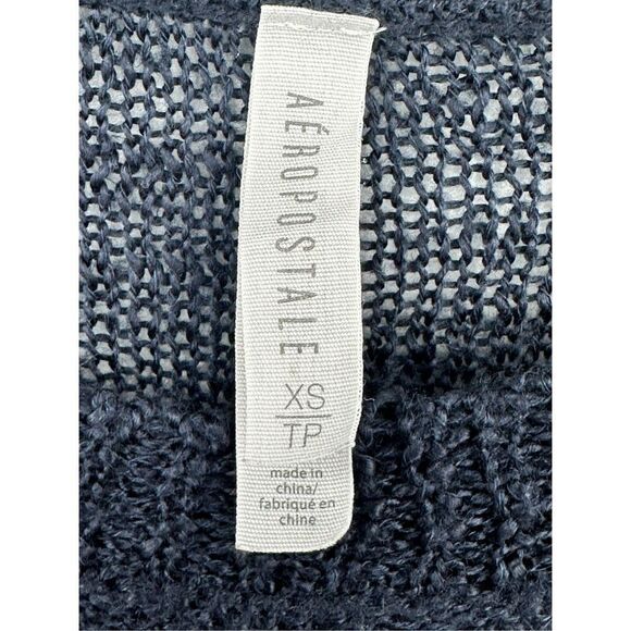 Aeropostale black with multi color stripes sweeter size XS - Picture 4 of 7